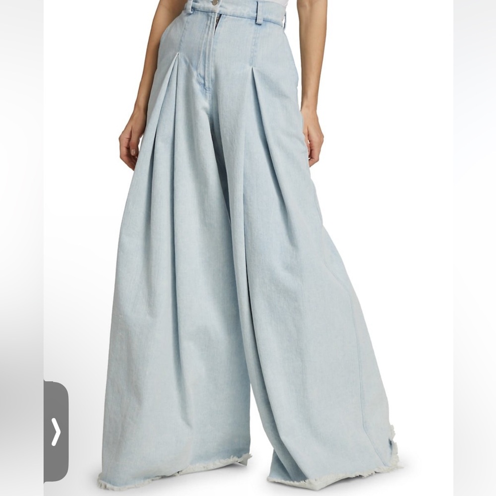 Light use , excellent condition, no signs of use